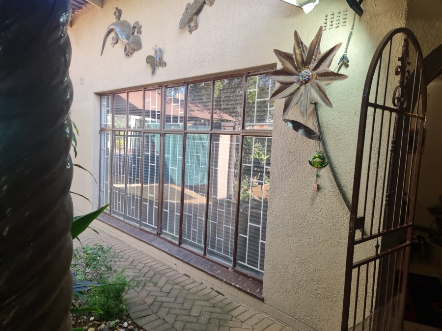 4 Bedroom Property for Sale in Protea Park North West